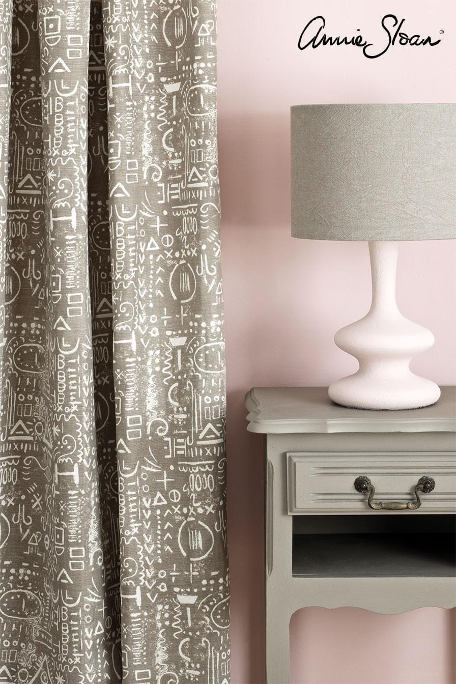 Annie Sloan Taupe Chalk Paint Chalk Paint® by Annie Sloan French Linen